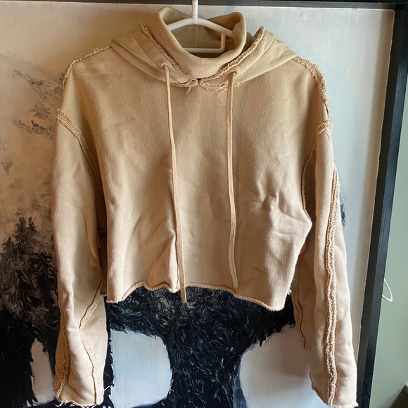 ALO Yoga Sweaters - Alo Yoga Crop Hoodie